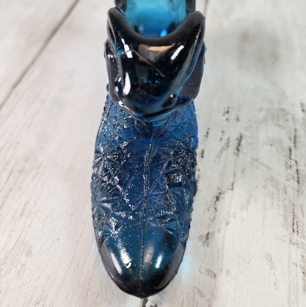 Fenton Art Glass Daisy & Button Blue Cat Shoe Slipper Paperweight Desk Decor - Picture 8 of 10